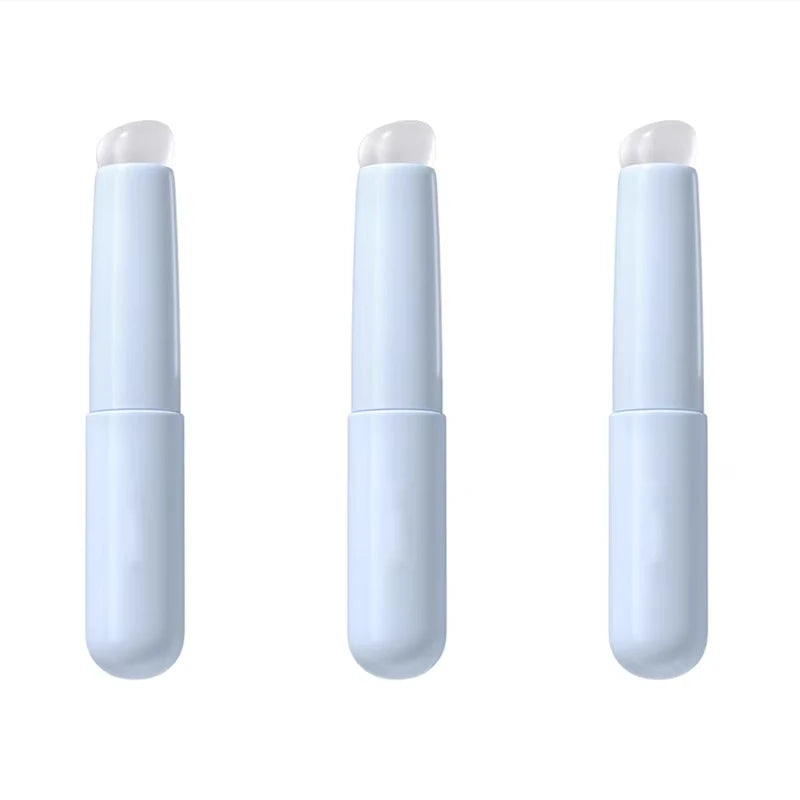 Upgraded Silicone Lip Brush with Cover – Angled Concealer Brush, Soft & Flexible for Precise Lipstick Application, Round Head, No Breakage