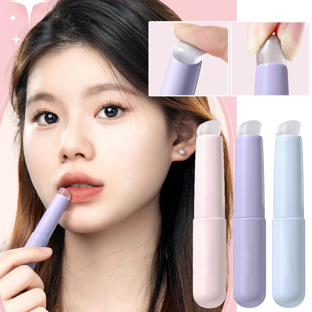 Upgraded Silicone Lip Brush with Cover – Angled Concealer Brush, Soft & Flexible for Precise Lipstick Application, Round Head, No Breakage