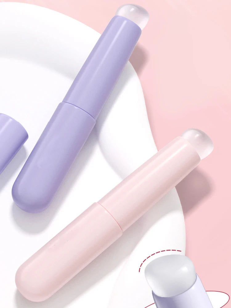 Upgraded Silicone Lip Brush with Cover – Angled Concealer Brush, Soft & Flexible for Precise Lipstick Application, Round Head, No Breakage