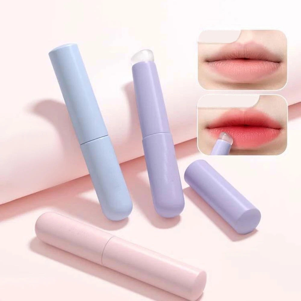 Upgraded Silicone Lip Brush with Cover – Angled Concealer Brush, Soft & Flexible for Precise Lipstick Application, Round Head, No Breakage