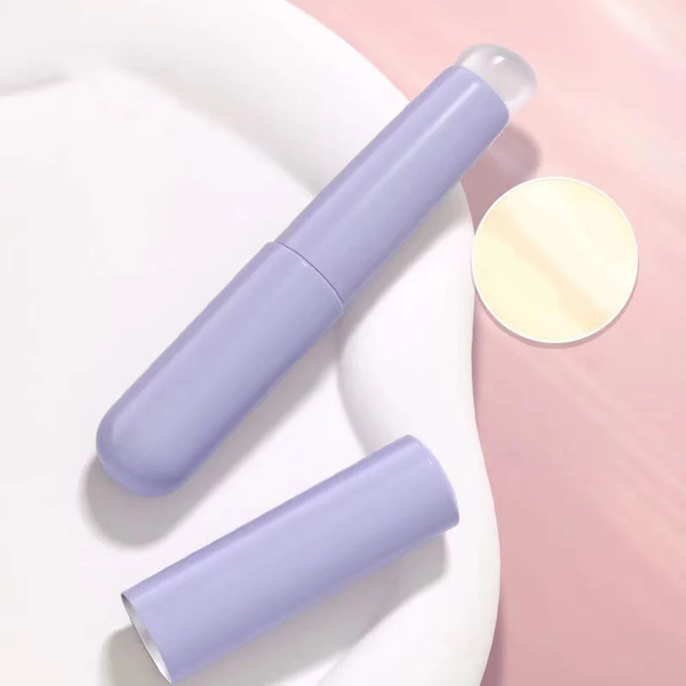 Upgraded Silicone Lip Brush with Cover – Angled Concealer Brush, Soft & Flexible for Precise Lipstick Application, Round Head, No Breakage