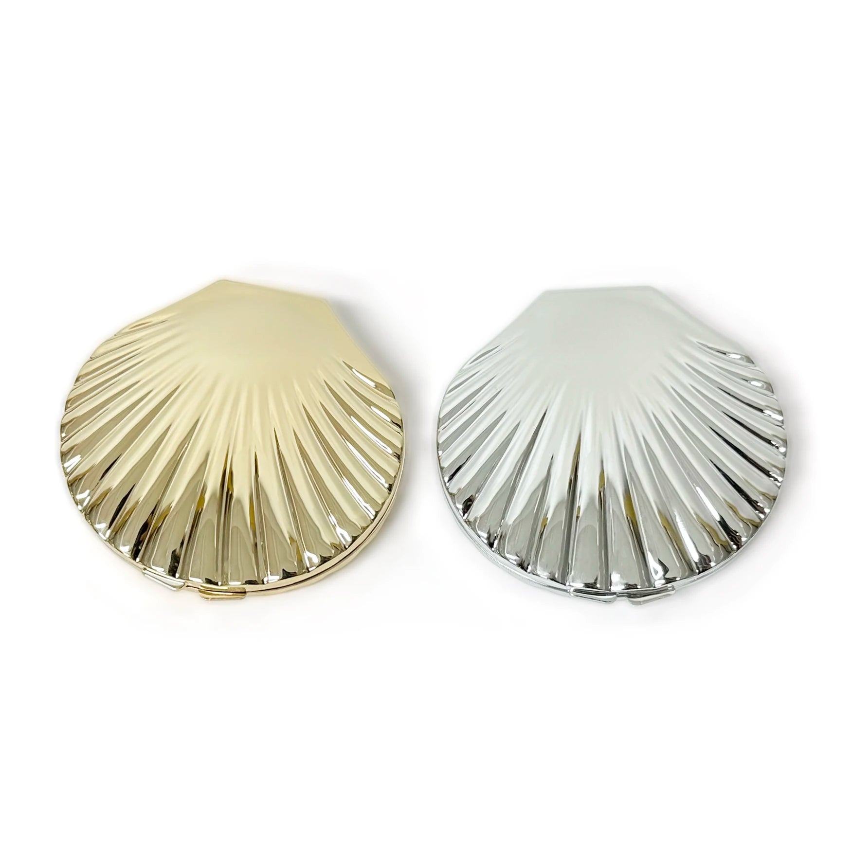 Elegant Shell-Shaped Double-Sided Pocket Mirror – Stylish & Practical!